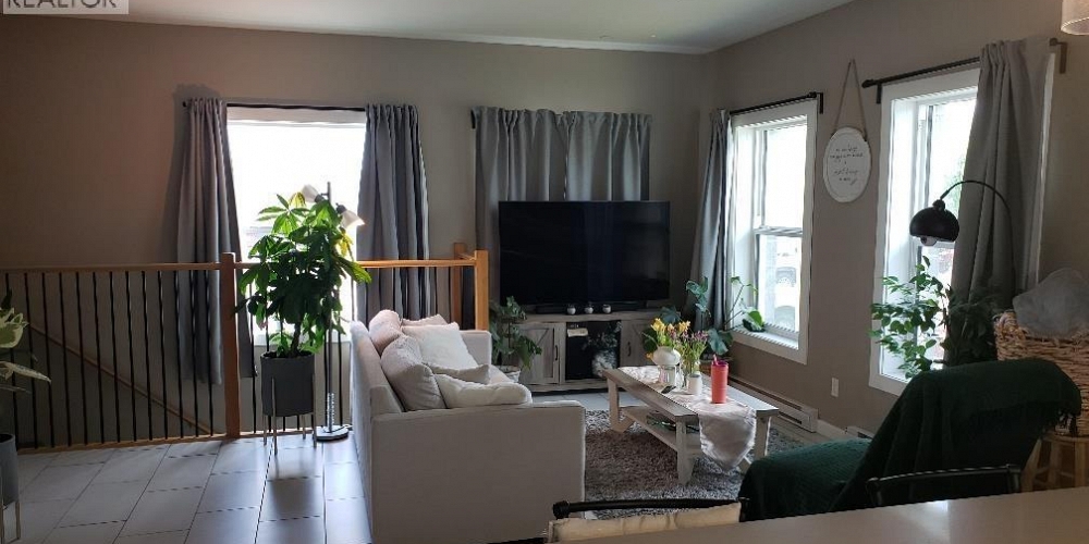 4702 PARK AVENUE Terrace Photo 9 4702 PARK AVENUE Terrace Photo 9